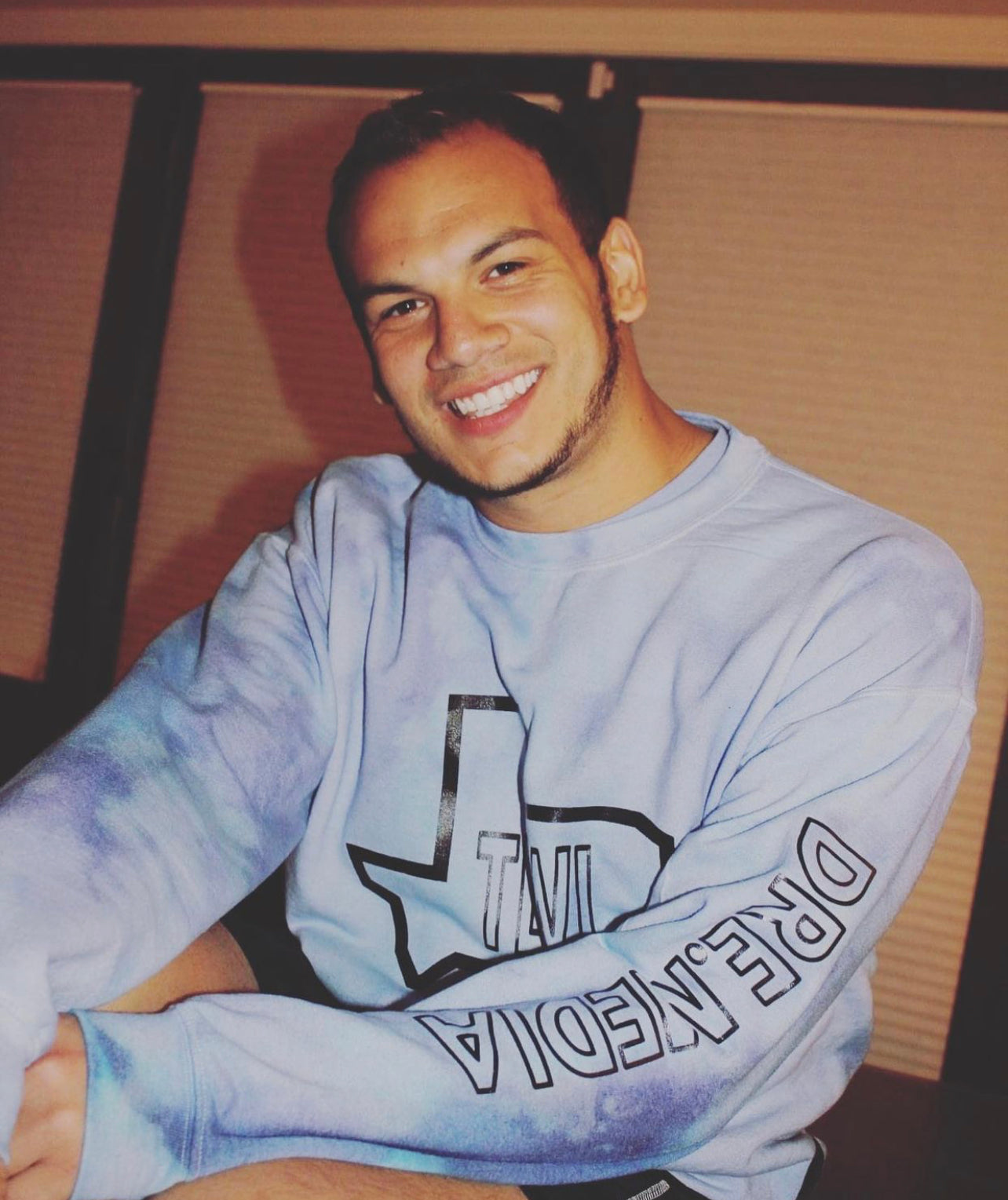 TLWL Season 5 Crew Neck